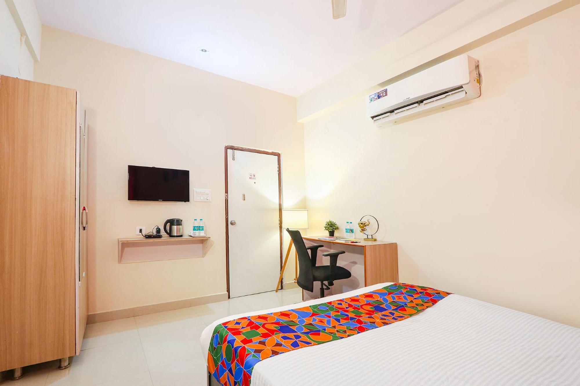 Fabhotel Namaha Suites - Nr Hyderabad International Airport, Shamshabad Экстерьер фото